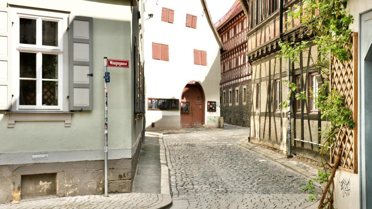 Gelber Loewe - Ferienwohnung In Der Erfurter Altstadt Exterior foto